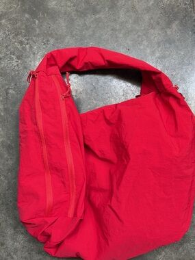 Oversized tote - so many pockets!